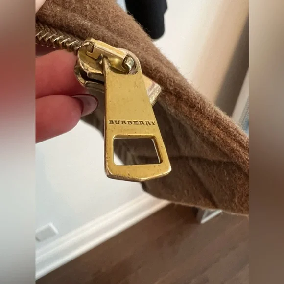 Authentic Burberry Brit 100% wool coat US 4 - Picture 4 of 16